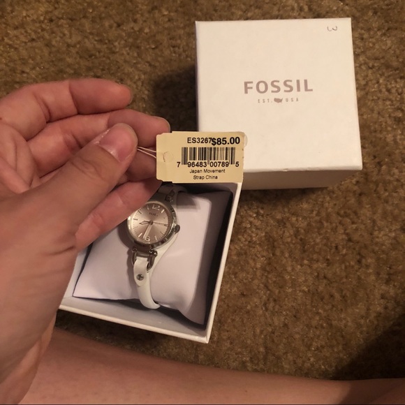 Women’s Fossil Watch - Picture 4 of 4